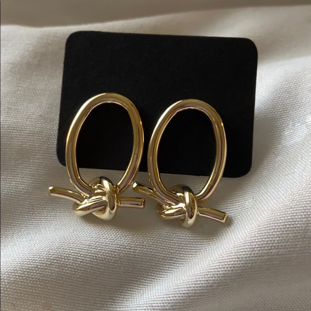 Gold Earrings - Picture 3 of 3